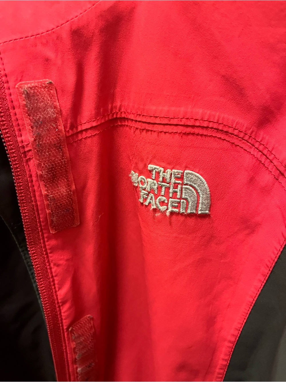 The North Face coral and gray Hooded Shell Jacket - Picture 4 of 6